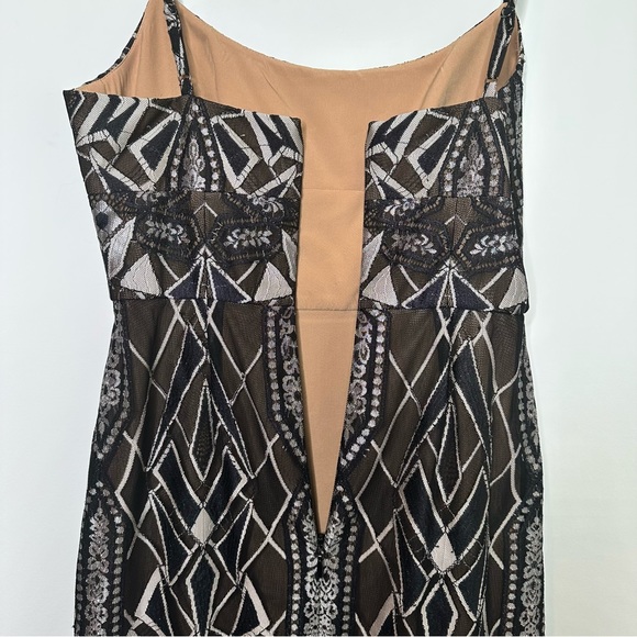 BCBGMAXAZRIA Alese Midi Dress in Black Silver - Picture 6 of 9